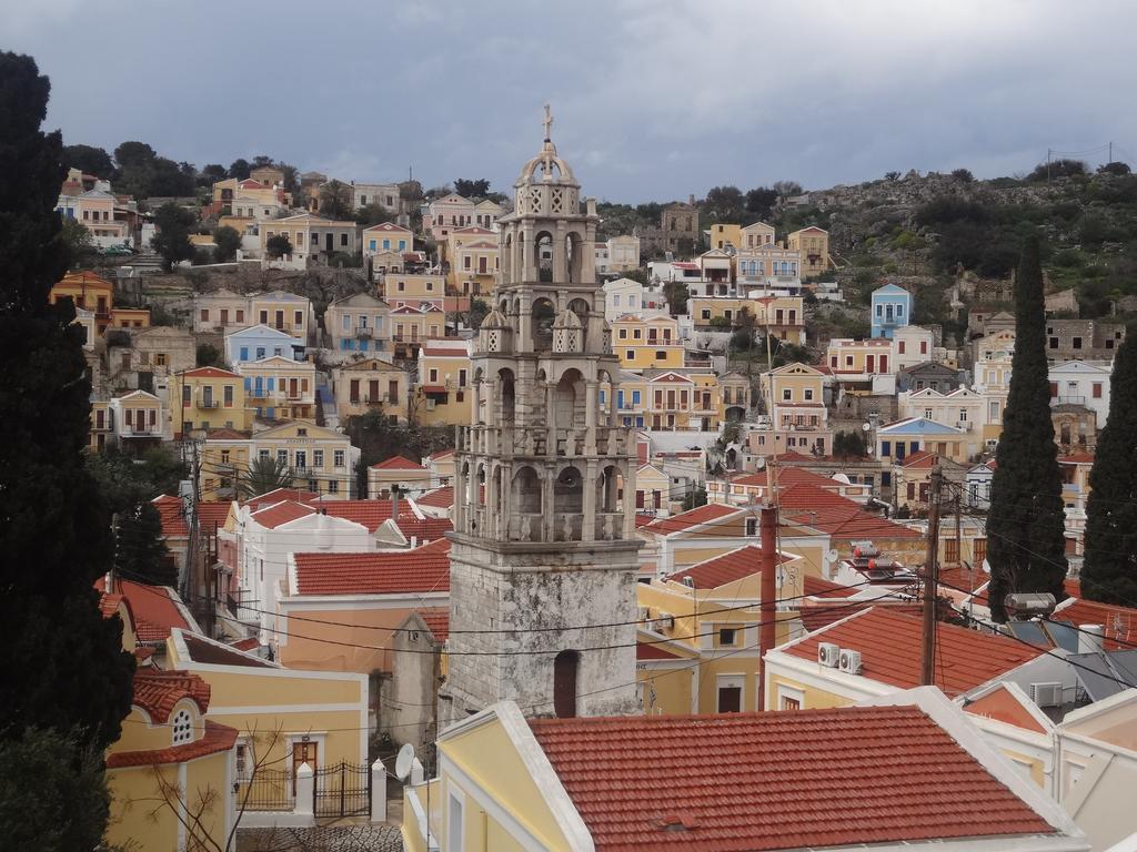Castello Venetsiana Lägenhet Symi Exteriör bild